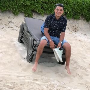 Meet your Posher, Eddie